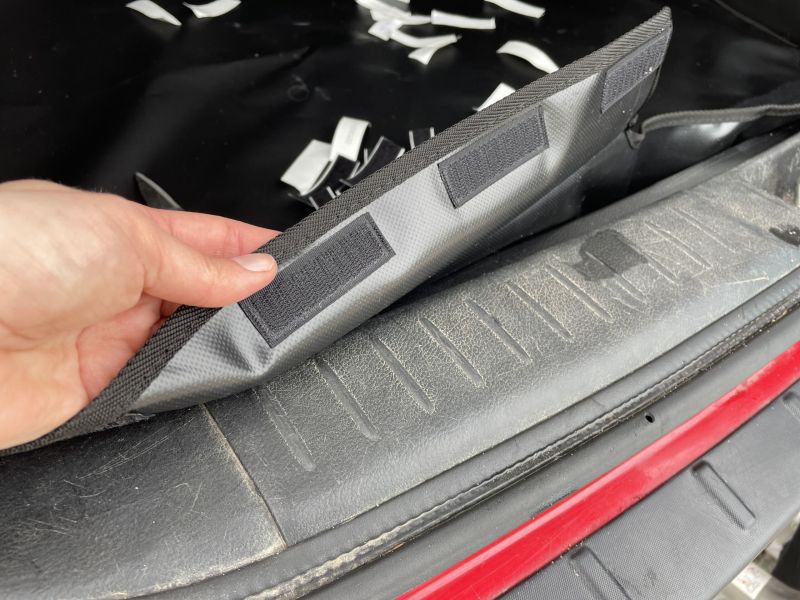 Hatchbag Kofferraumschutz Klettverschluss